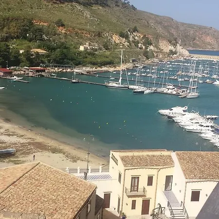 Garibaldi Fabrizia * Castellammare del Golfo